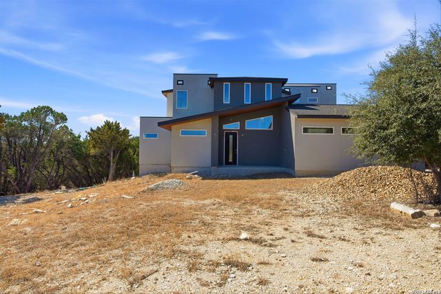 216 Sendera Way, Canyon Lake, TX 78133