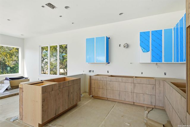 216 Sendera Way, Canyon Lake, TX 78133