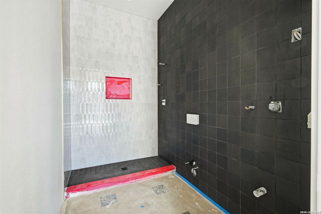 216 Sendera Way, Canyon Lake, TX 78133