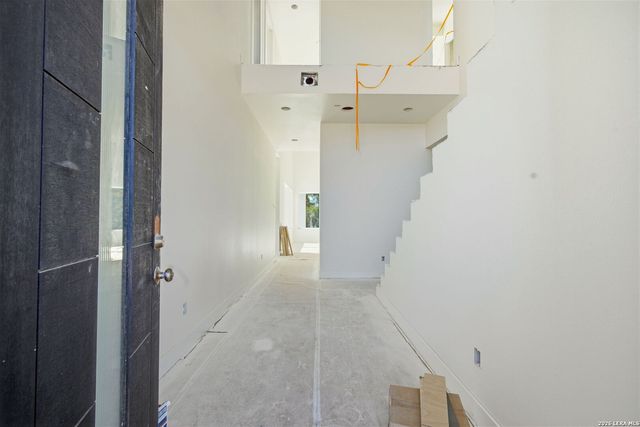 216 Sendera Way, Canyon Lake, TX 78133