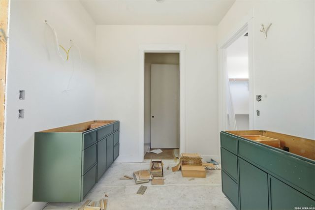 216 Sendera Way, Canyon Lake, TX 78133