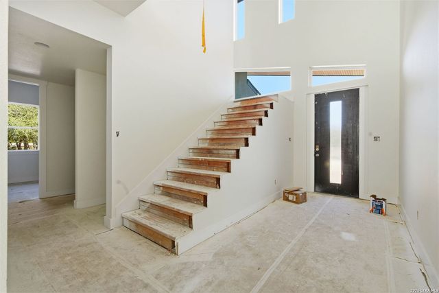 216 Sendera Way, Canyon Lake, TX 78133