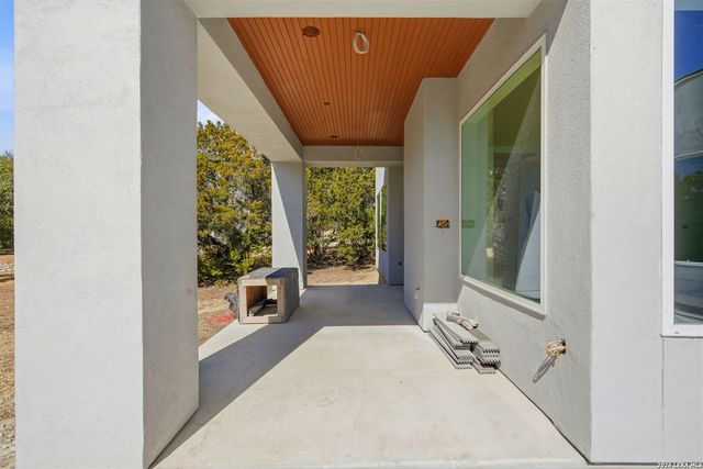 216 Sendera Way, Canyon Lake, TX 78133