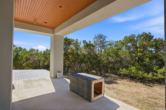 216 Sendera Way, Canyon Lake, TX 78133