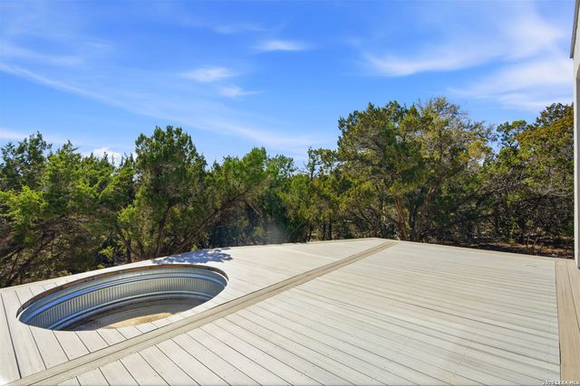 216 Sendera Way, Canyon Lake, TX 78133