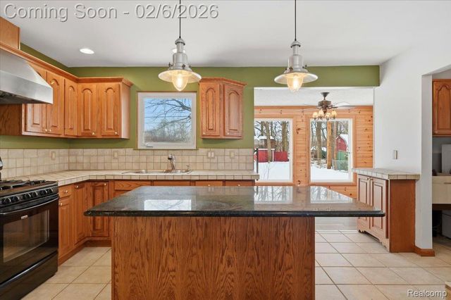 439 N Linville Street, Westland, MI 48185