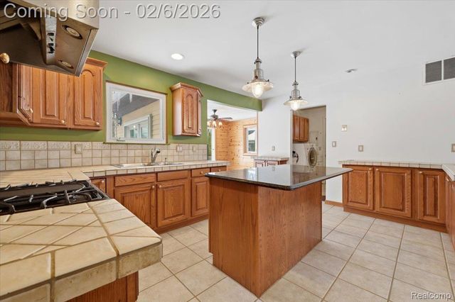 439 N Linville Street, Westland, MI 48185