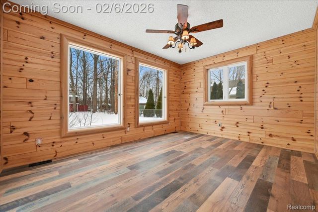 439 N Linville Street, Westland, MI 48185