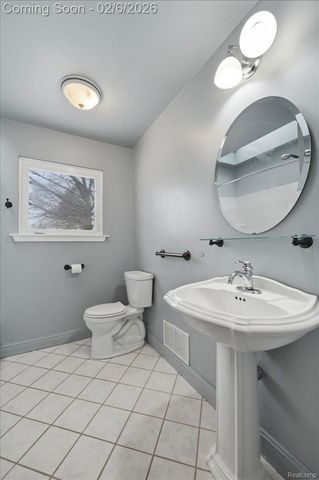 439 N Linville Street, Westland, MI 48185