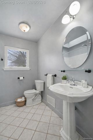 439 N Linville Street, Westland, MI 48185