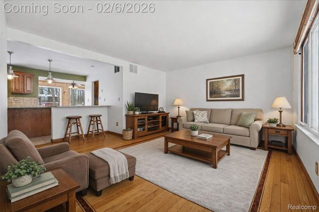 439 N Linville Street, Westland, MI 48185