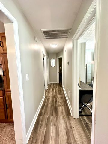 400 Wadsworth Road, Spartanburg, SC 29301