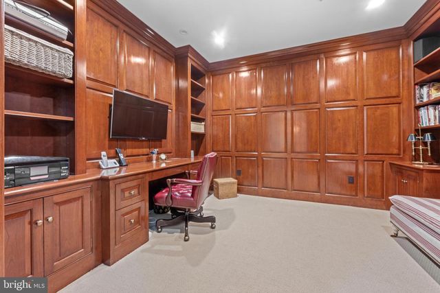 5304 PARKVIEW DR, Haverford, PA 19041
