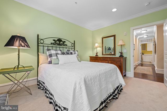 5304 PARKVIEW DR, Haverford, PA 19041