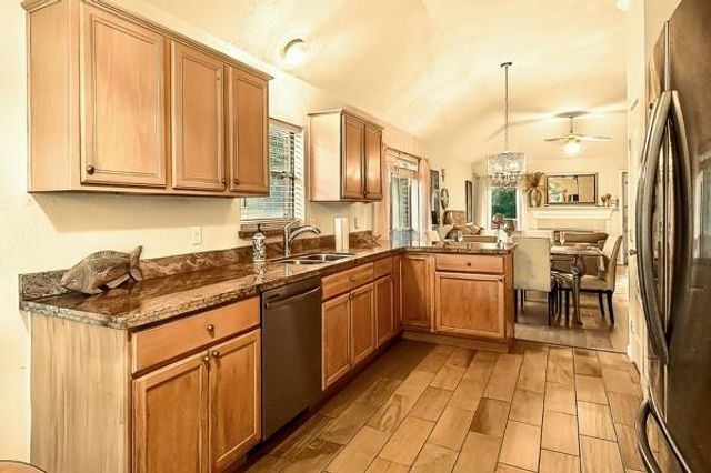 1727 Millhouse Road, Houston, TX 77073