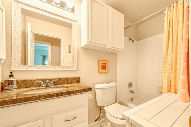 1727 Millhouse Road, Houston, TX 77073