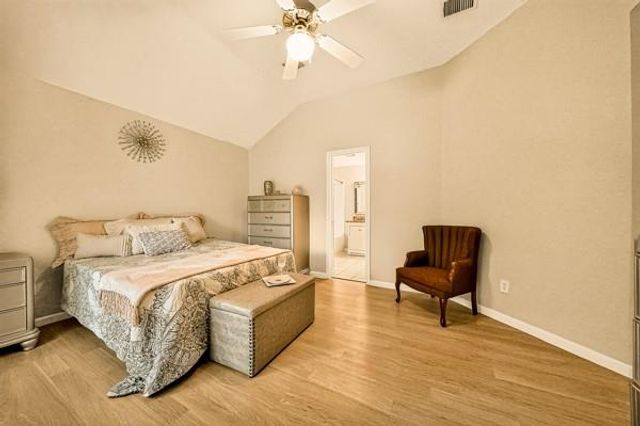 1727 Millhouse Road, Houston, TX 77073