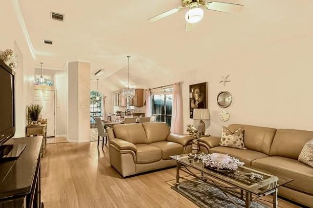 1727 Millhouse Road, Houston, TX 77073