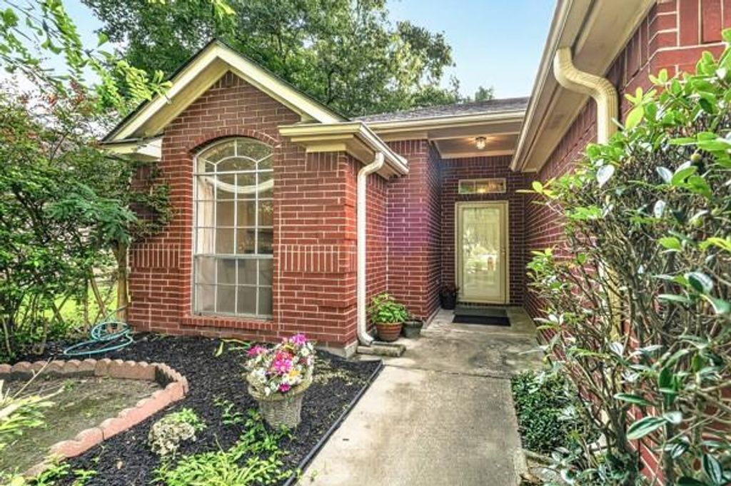 1727 Millhouse Road, Houston, TX 77073
