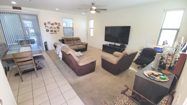 1648 S 82nd Way, Mesa, AZ 85209