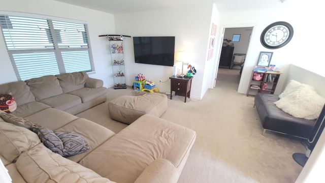 1648 S 82nd Way, Mesa, AZ 85209