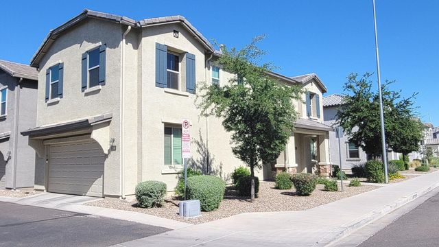 1648 S 82nd Way, Mesa, AZ 85209