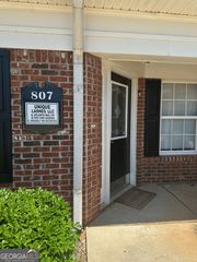 807 Pavilion Court UNIT E, Mcdonough, GA 30253
