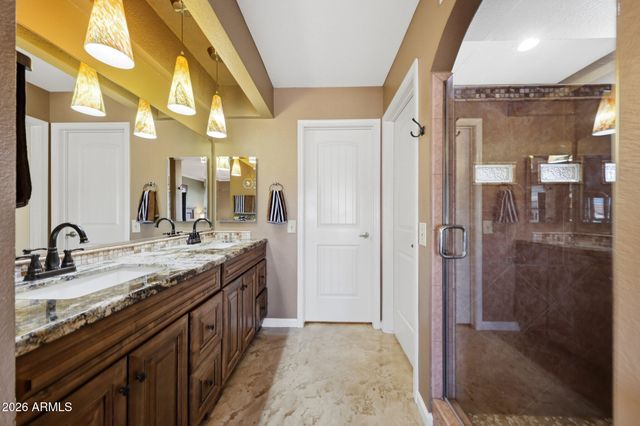 13726 W GABLE HILL Drive, Sun City West, AZ 85375