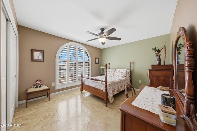 13726 W GABLE HILL Drive, Sun City West, AZ 85375
