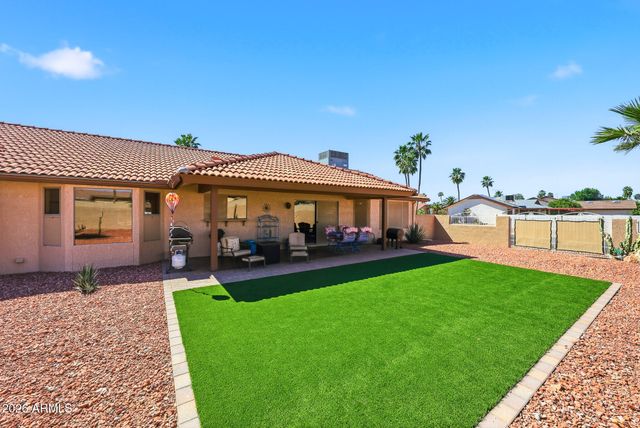 13726 W GABLE HILL Drive, Sun City West, AZ 85375