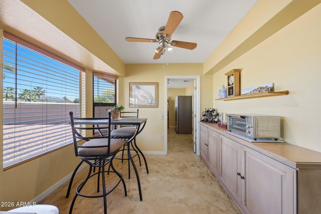 13726 W GABLE HILL Drive, Sun City West, AZ 85375