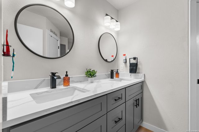 6402 Ridgehurst, San Antonio, TX 78250