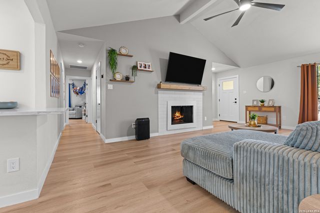 6402 Ridgehurst, San Antonio, TX 78250