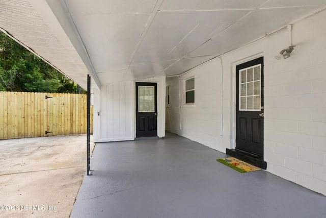 7624 SANDHURST Road S, Jacksonville, FL 32277