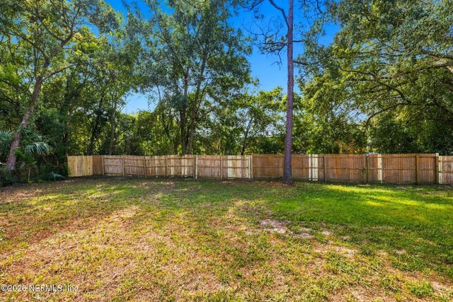 7624 SANDHURST Road S, Jacksonville, FL 32277
