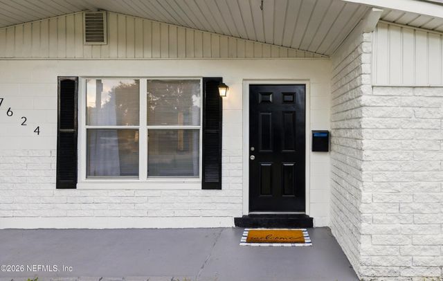7624 SANDHURST Road S, Jacksonville, FL 32277