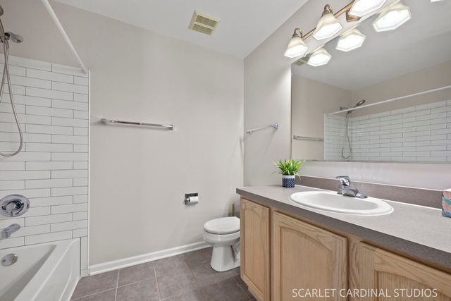 2534 Capitol Avenue, Aurora, IL 60503