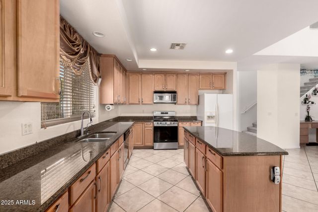 43228 W KNAUSS Drive, Maricopa, AZ 85138