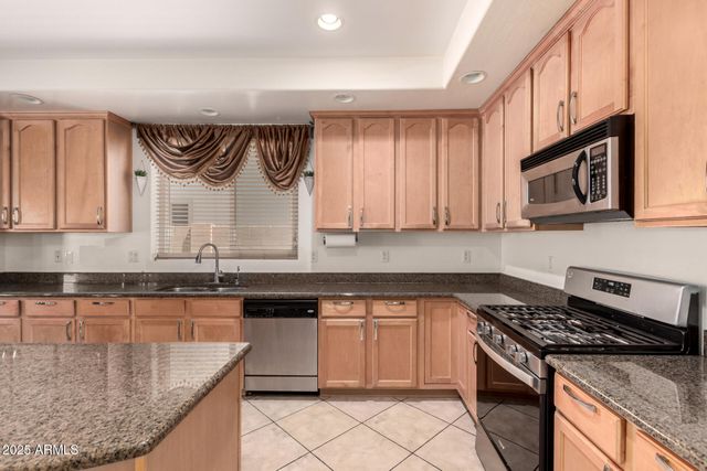 43228 W KNAUSS Drive, Maricopa, AZ 85138