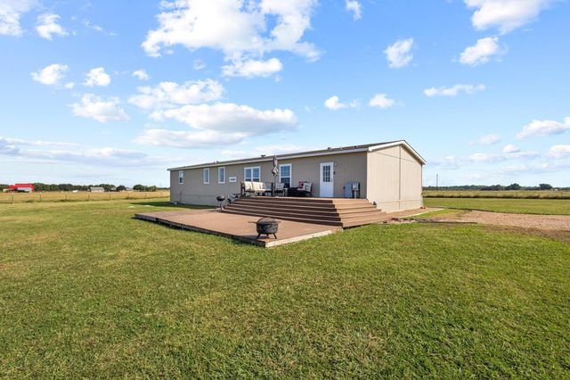 1717 E Lovers Lane, Bells, TX 75414