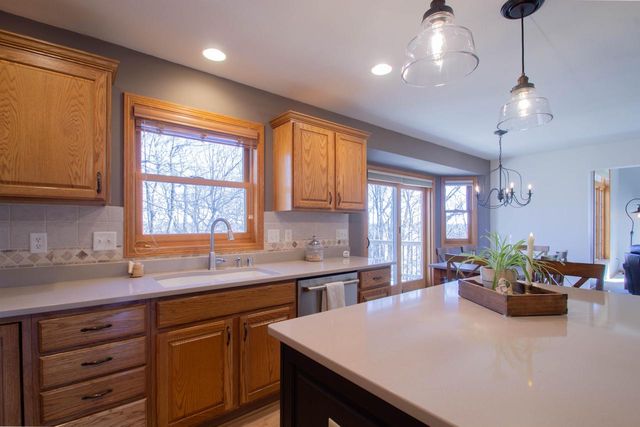 N452 Beverly DRIVE, Watertown, WI 53098