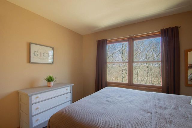 N452 Beverly DRIVE, Watertown, WI 53098