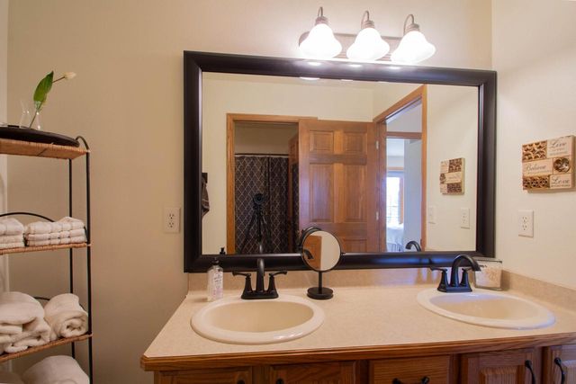 N452 Beverly DRIVE, Watertown, WI 53098