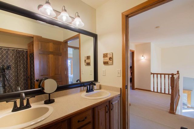 N452 Beverly DRIVE, Watertown, WI 53098