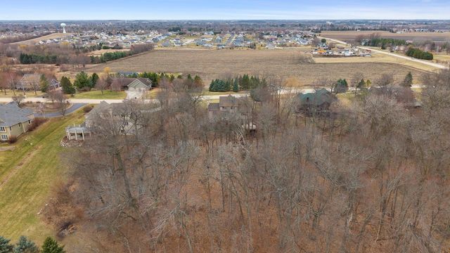 N452 Beverly DRIVE, Watertown, WI 53098