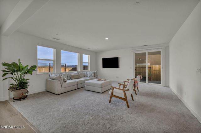 6870 Pilot Peak Road, Sparks, NV 89436