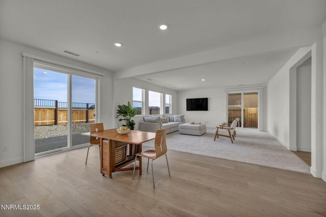 6870 Pilot Peak Road, Sparks, NV 89436