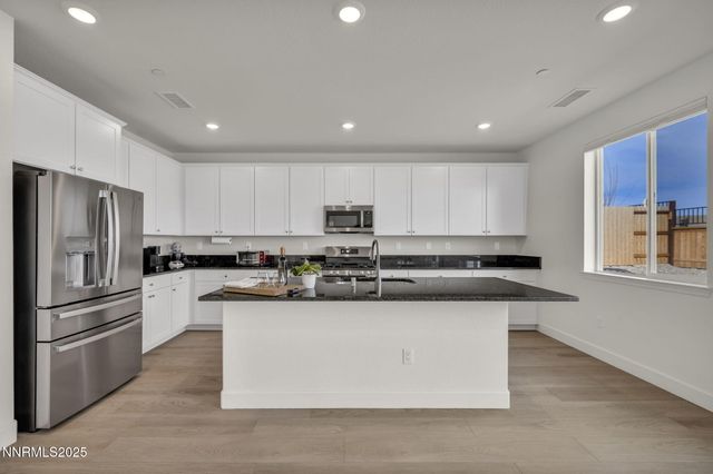 6870 Pilot Peak Road, Sparks, NV 89436