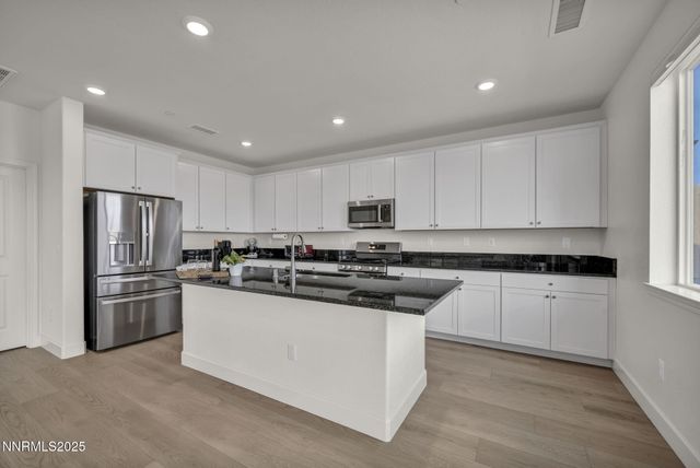 6870 Pilot Peak Road, Sparks, NV 89436