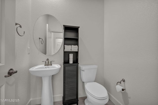 6870 Pilot Peak Road, Sparks, NV 89436